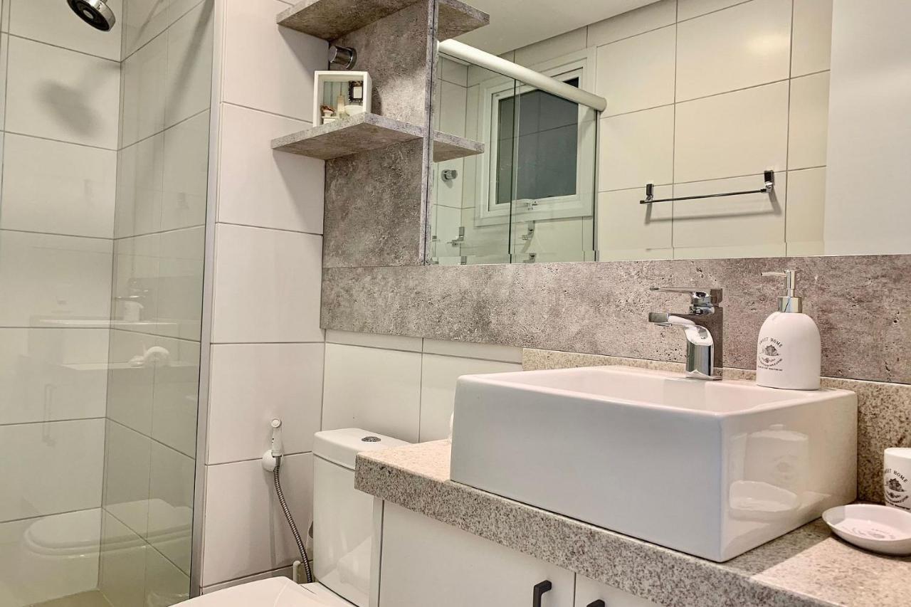 Apartamento Orquídeas 205 A - Apto na Borges de Medeiros Gramado Exterior foto