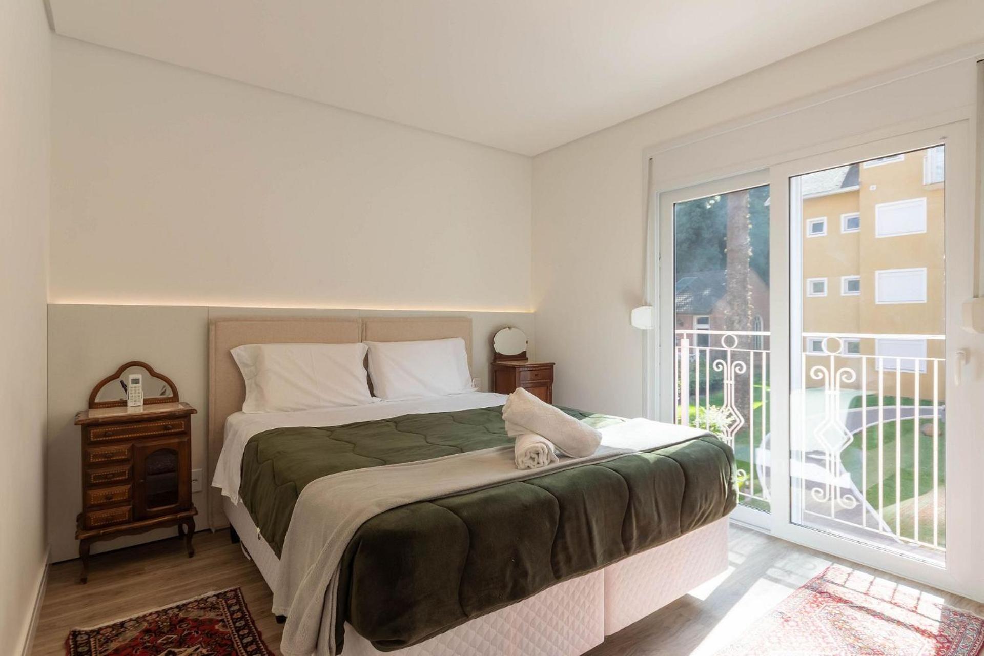 Apartamento Orquídeas 205 A - Apto na Borges de Medeiros Gramado Exterior foto
